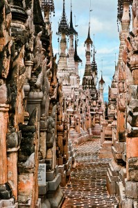 streets between stupas